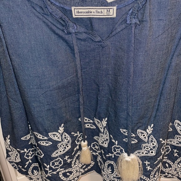 Abercrombie Top - Picture 3 of 4